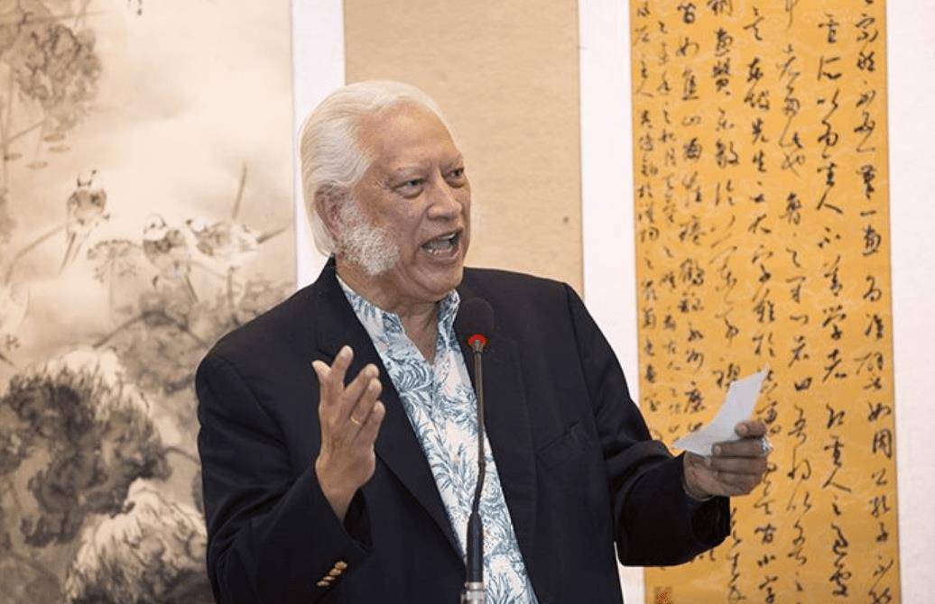 熊德龙:被收养的印尼弃婴,在美国升五星红旗,用一生回报中国