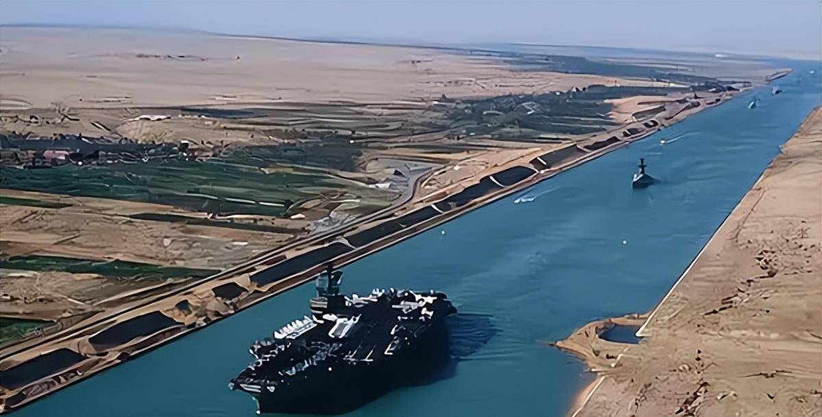 1954年,北非阿尔及利亚爆发反法起义,法国为了镇压,一共派出了20万