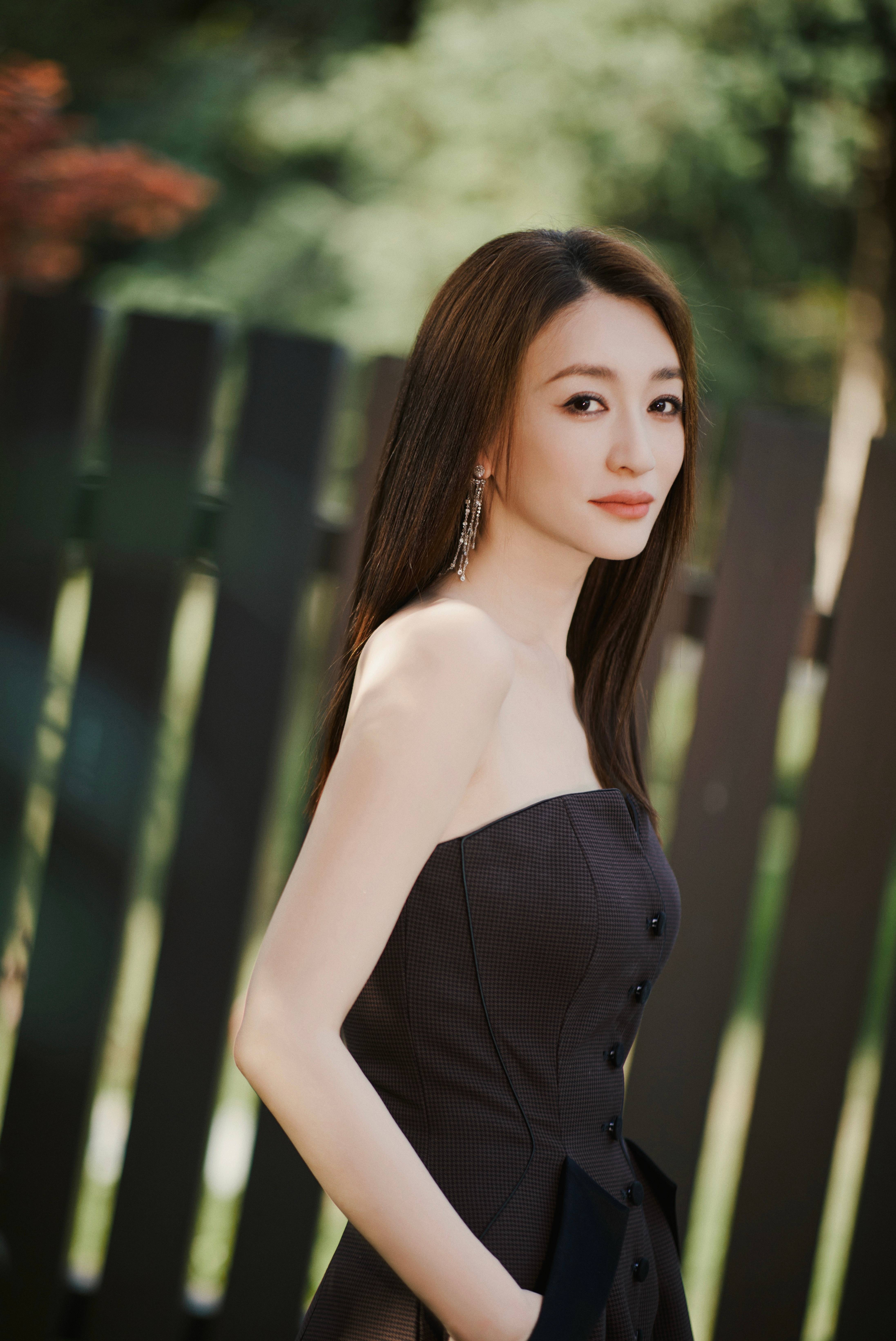 李小冉晒庆余年四美聚会照