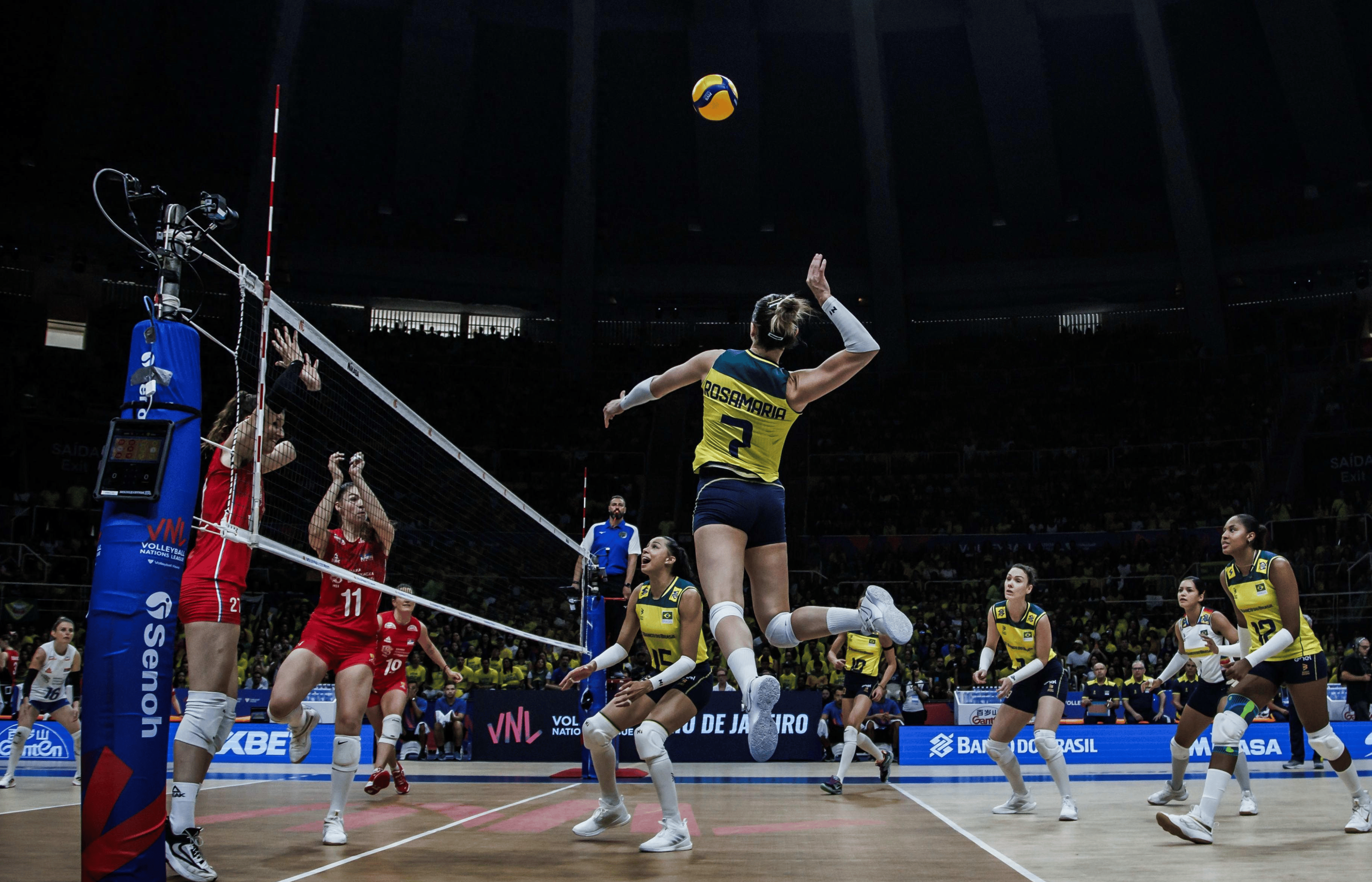 巴西3-0塞尔维亚升榜首,中国女排居第3,日本掉至第6_进攻_防守_优势