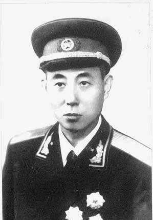李衡黑龙江省军区司令图片