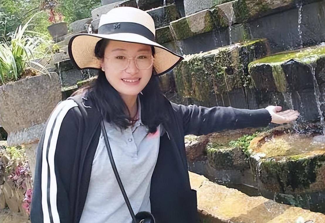 黄文秀:法学硕士放弃北京高薪,扎根农村扶贫,生命定格在30岁