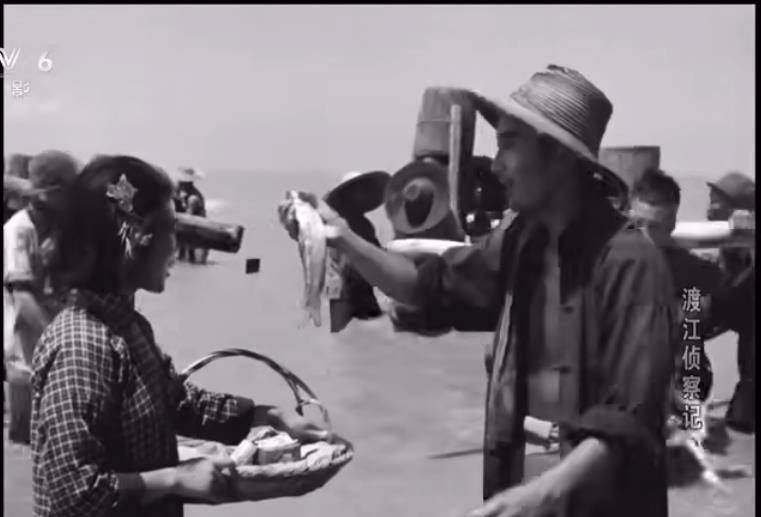 看到"长江长江,我是黄河",马上记起这是老电影《渡江侦察记》
