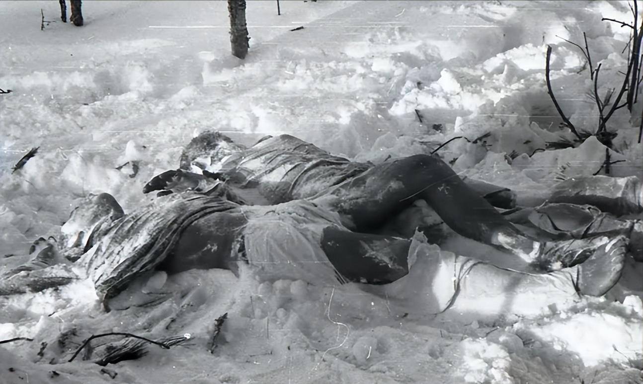 苏联悬案:9名登山员疑似遭某种生物重伤而亡,离奇的是衣服完好