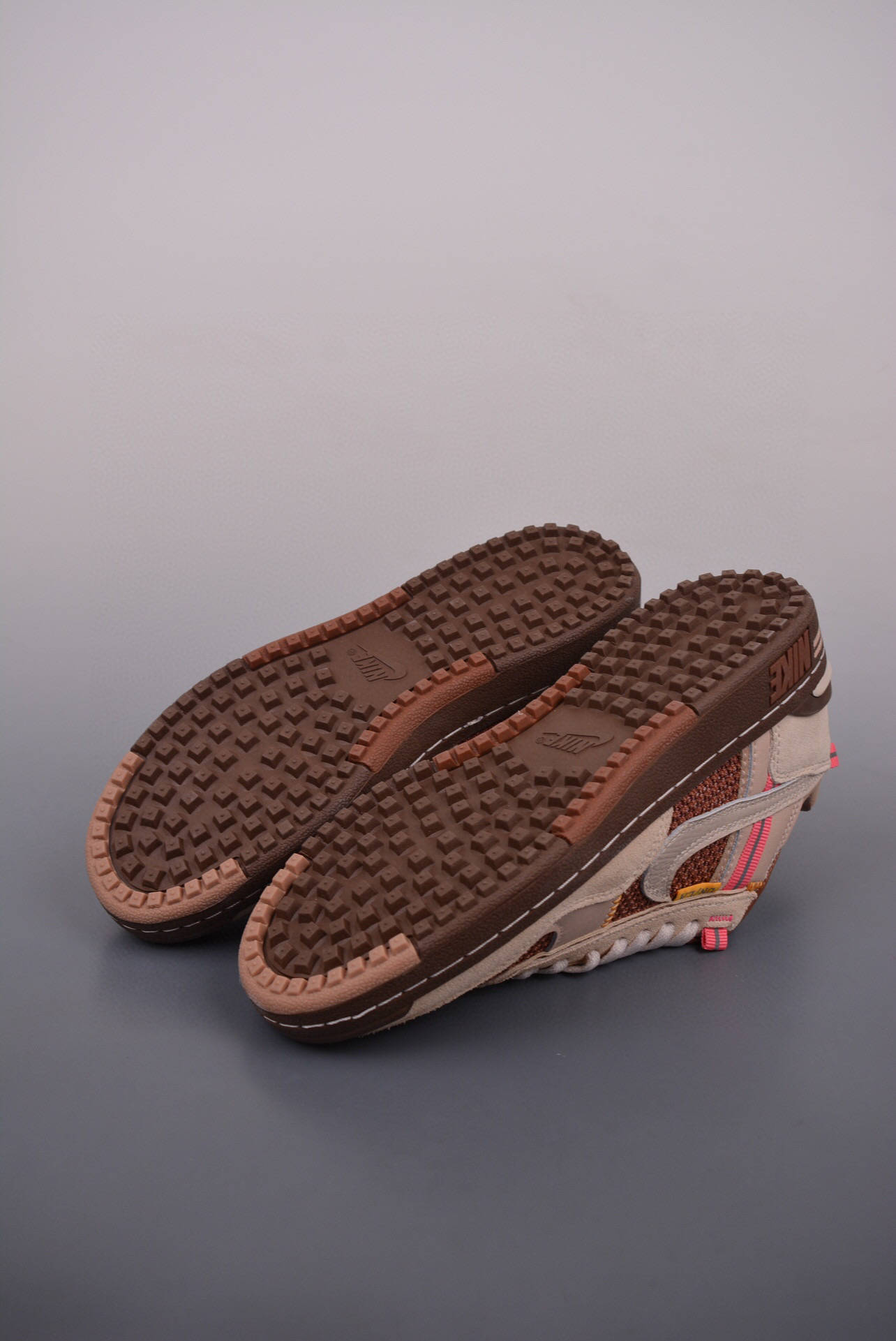 耐克 union x nike field general 82 复古联名篮球鞋