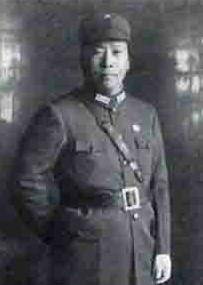 1949年杨虎城遗体被发现,身上浸泡过强酸,爱妻骨灰盒就在身边