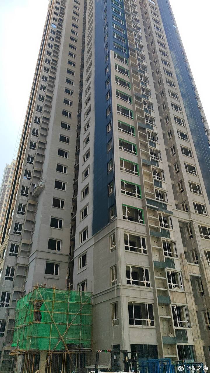 白云兴庆御苑多次延期,欺骗业主