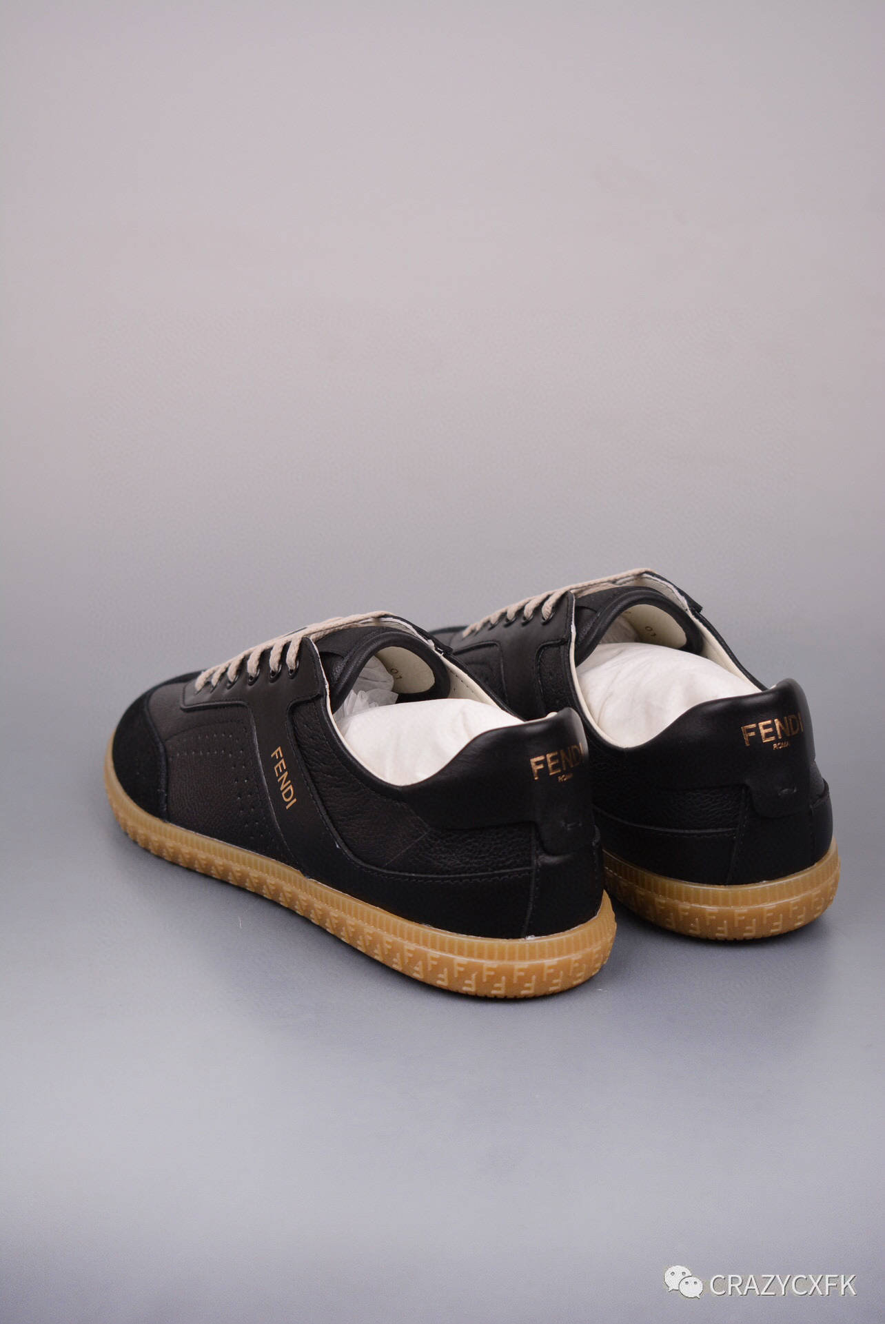 芬迪弗莱尔 fendi flair leather sneaker low 复古皮革生胶德训系带