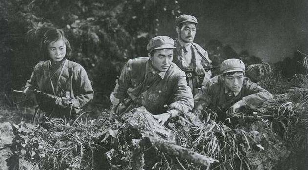 《渡江侦察记》精彩,真实的渡江先遣队,作战过程更为惊心动魄