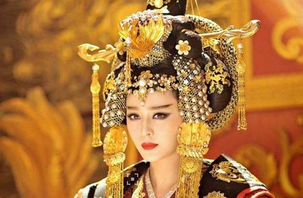 武则天墓前的无头石人,千百年无人能懂,却被老农破解真相
