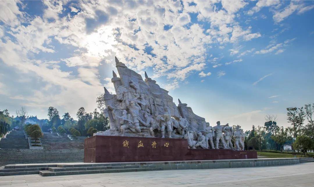 寻找了80年的亲人,居然在论坛照片中看到他的墓碑_革命_烈士_根据地