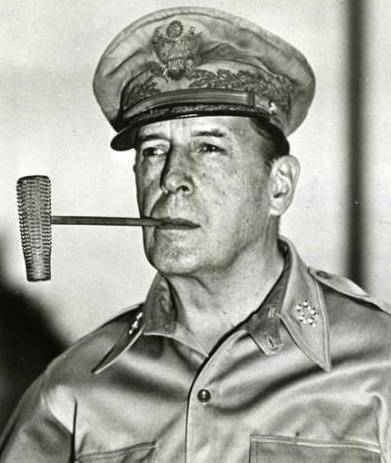 朝鲜战争期间,美国多次想轰炸中国城市,为何最终放弃?