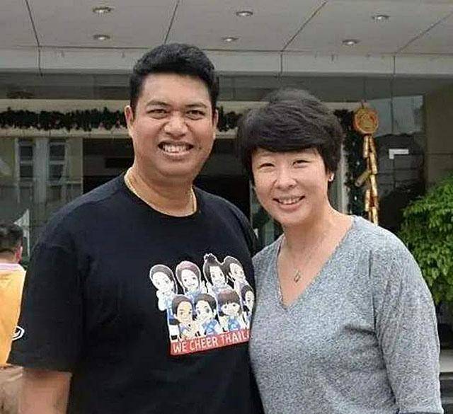女排队长冯坤:退役后,嫁大12岁泰国排球教父,婚后4年生一子