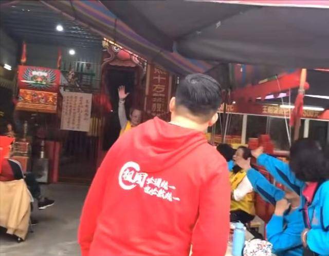 "爱国斗士"王炳忠,被限制自由仍不忘初心,以中国人身份为傲