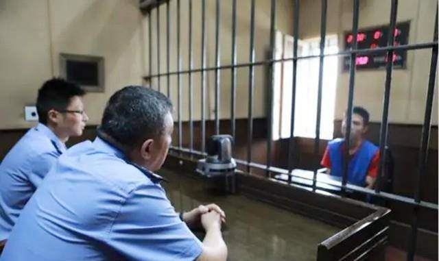 1995年女子恩将仇报,8个月令4人遇难,被捕后翻供,法院:死刑