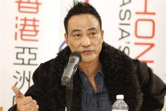 任达华:11岁时父亲被误杀,64岁被歹徒袭击,今帮小沈阳赚2438万