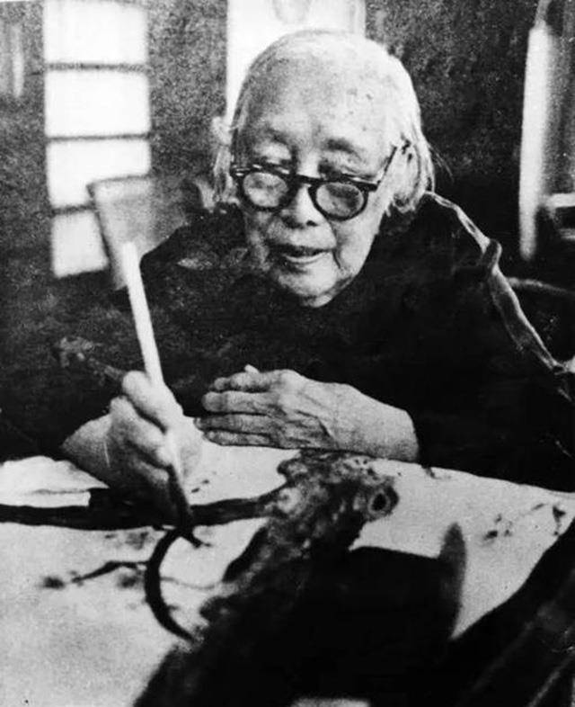 女权运动先驱者:一介女流敢当面痛骂总统,新中国后成华侨之母