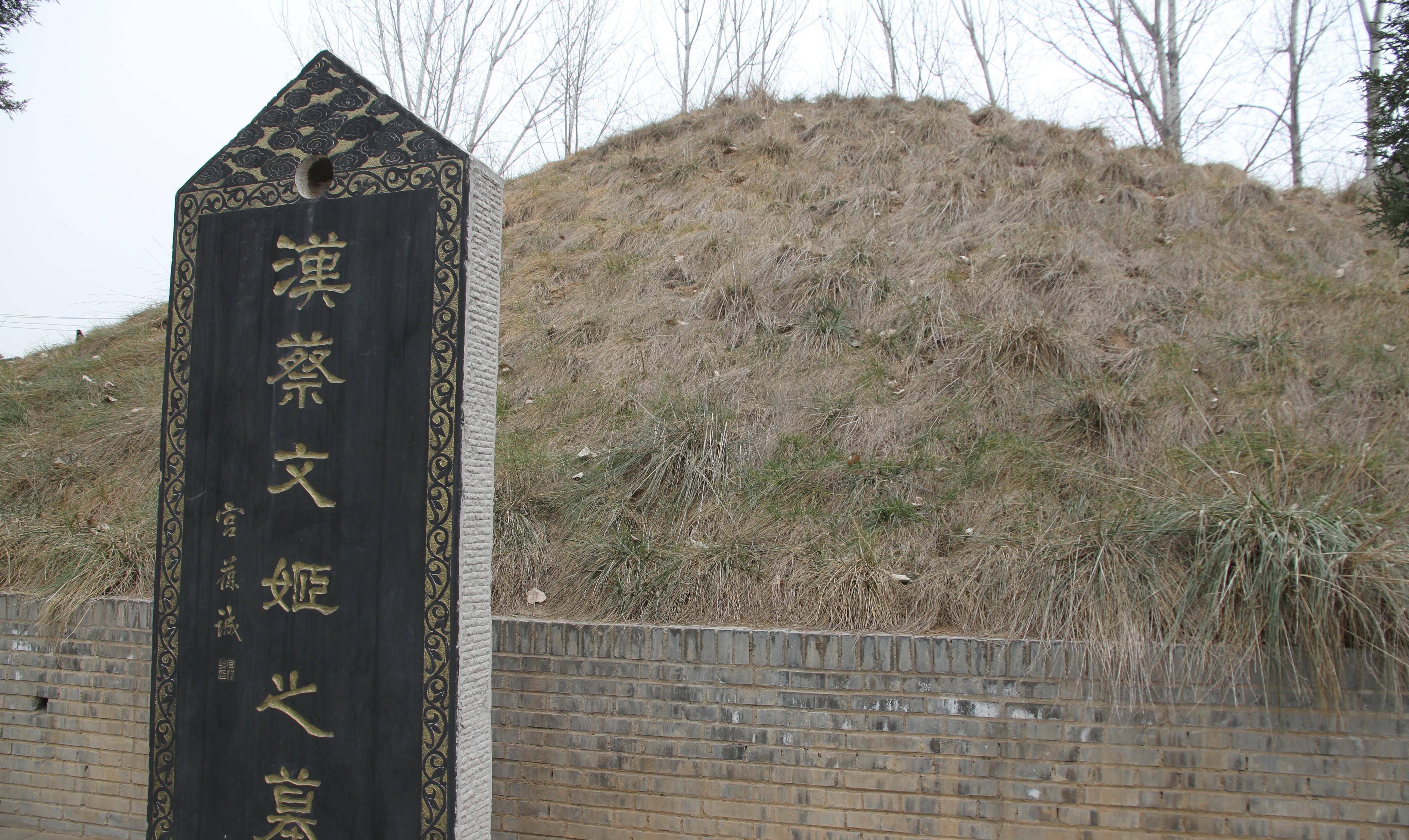 在离西安城区仅二三十公里的蓝田县城内,有一座小巧的汉魏时期的古墓