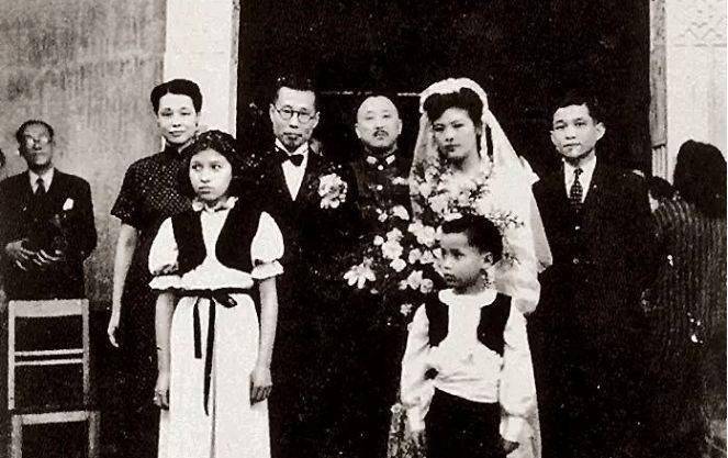 第一任让他成为五虎上将,第二任让他晚年无忧_朱韵珩_小时候_大陆