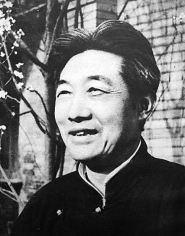 徐悲鸿因不满发妻,便给儿子起了个晦气的名字,7岁那年果然出事