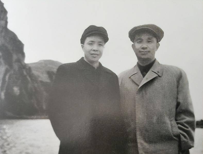 他连任五大省委书记,1967年被打倒,一身风清气正活到90岁