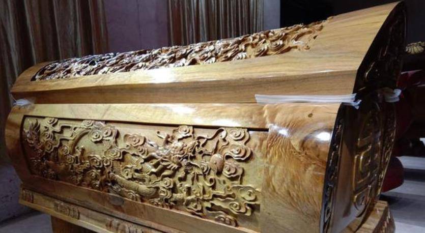 真正包公墓现世之后,金丝楠木棺材尽显奢华,难道包公不是清官?