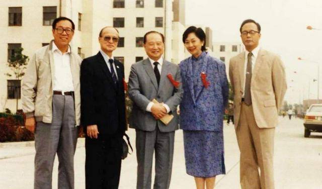 核心首长对于汪道涵老先生的看法和意见,始终是很尊重的,在帮粟司令
