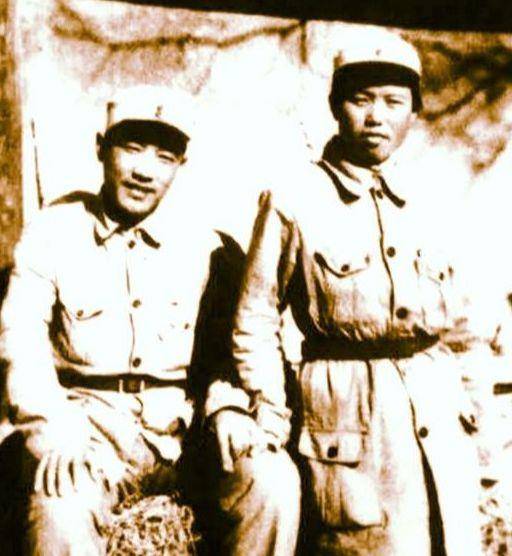 金門战役解放军指挥员萧锋(左)萧锋,原名萧忠渭,江西泰和县万和镇南溪