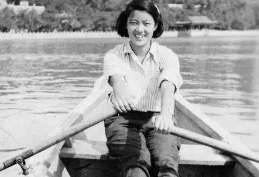 章含之:告发哥哥致其被革职,兄妹积怨十多年,父亲离世前才和好_章士钊