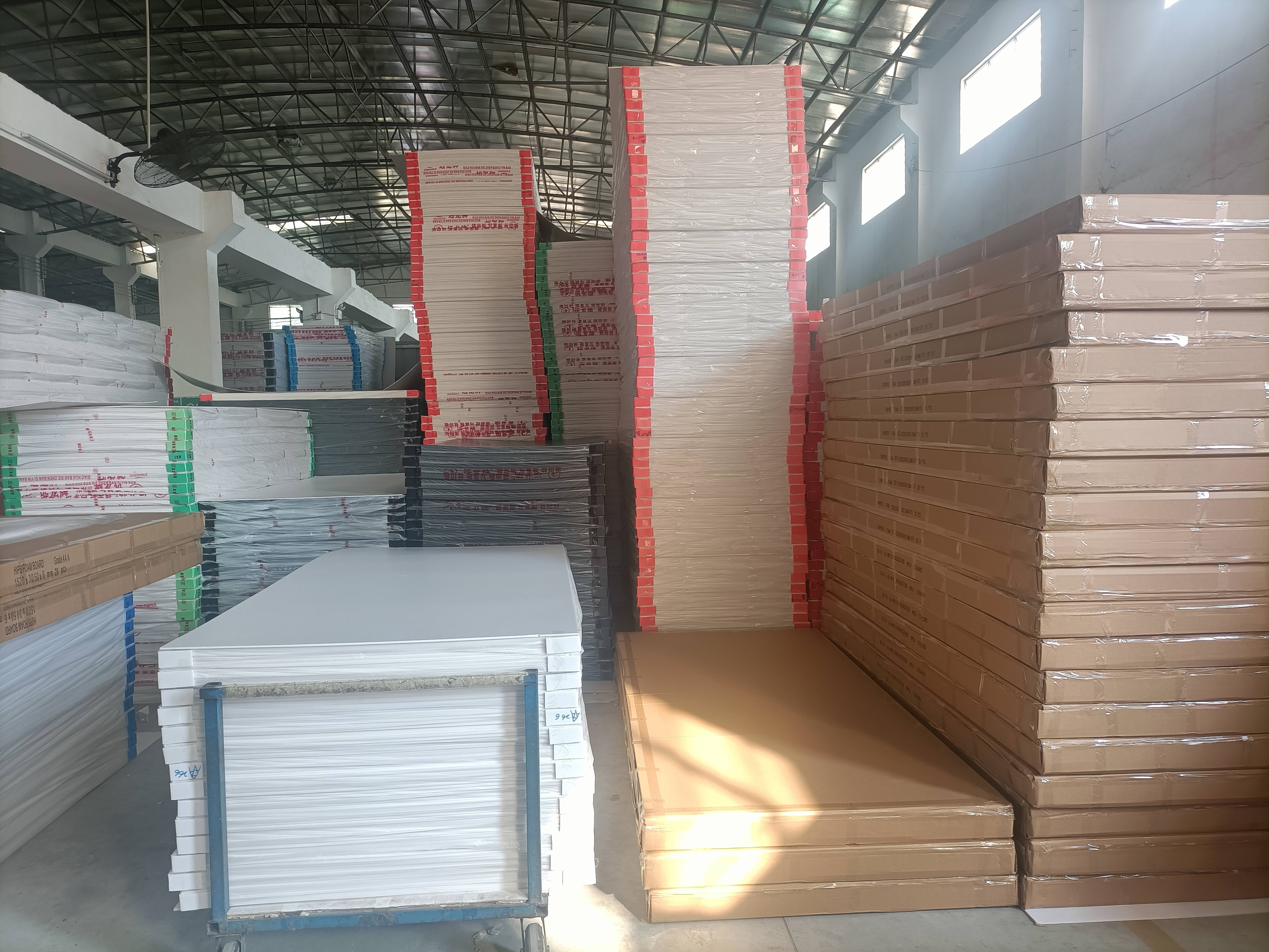 "远龙牌"kt板生产厂家佛山市远龙装饰材料有限公司,始终把产品质量