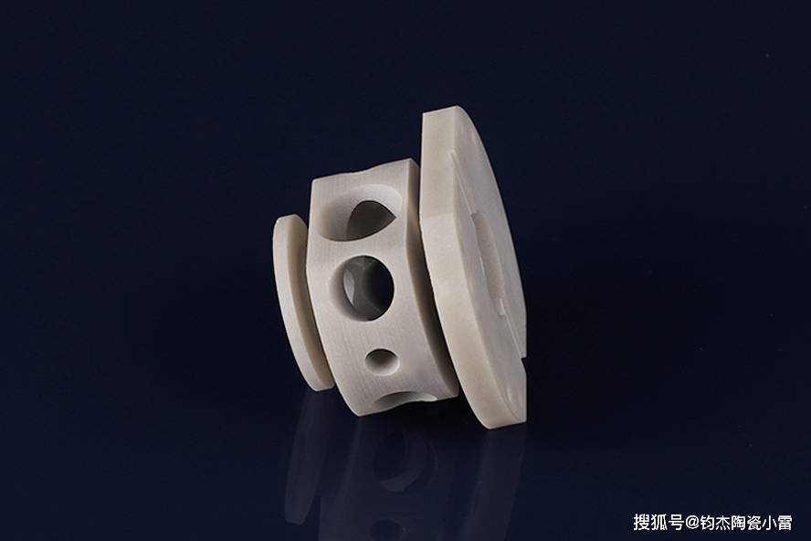 氮化铝陶瓷耐高温多少度