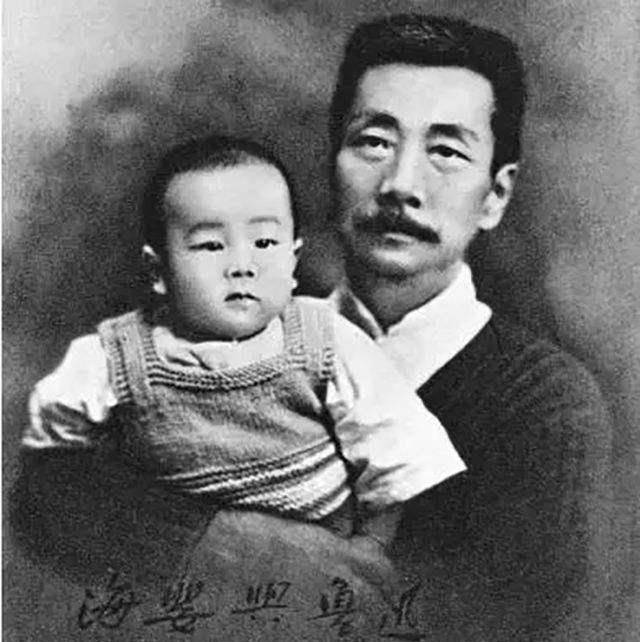 1936年鲁迅死因成迷,48年后,被上海专家通过一张x光胸片解密