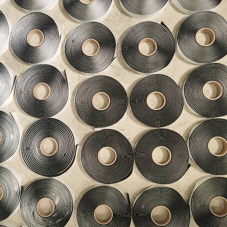 层面贴缝带 路面贴缝带生产厂家