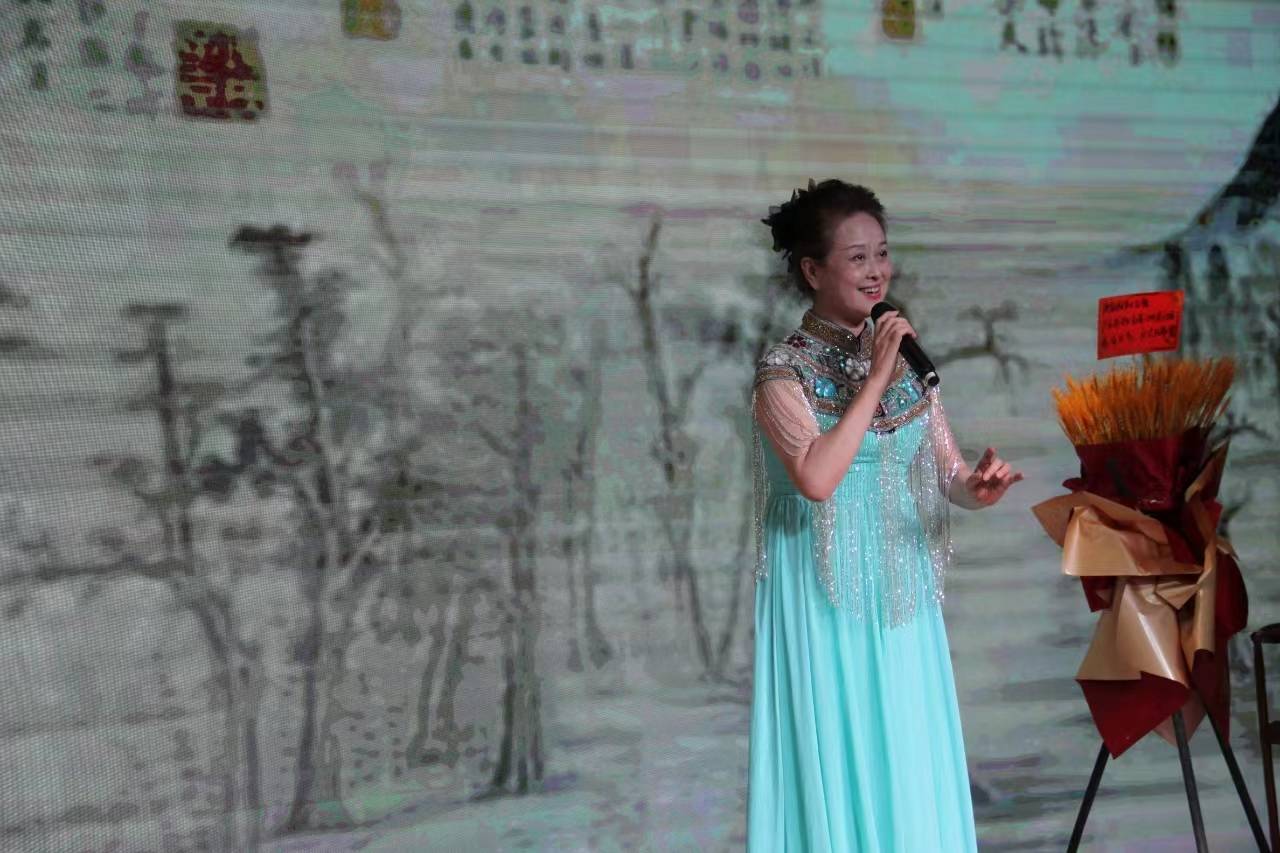 山东省齐鲁文化传承发展促进会艺术委员会文化进企业暨京剧院挂牌仪式