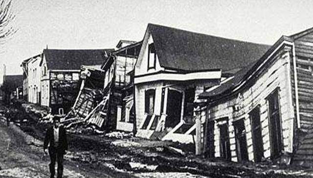 比唐山大地震可怕百倍的最大地震,9座火山喷发,海水突然消失