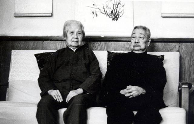 "鲁迅的三弟"周建人96岁去世,留下7个子女,如今现状如何?