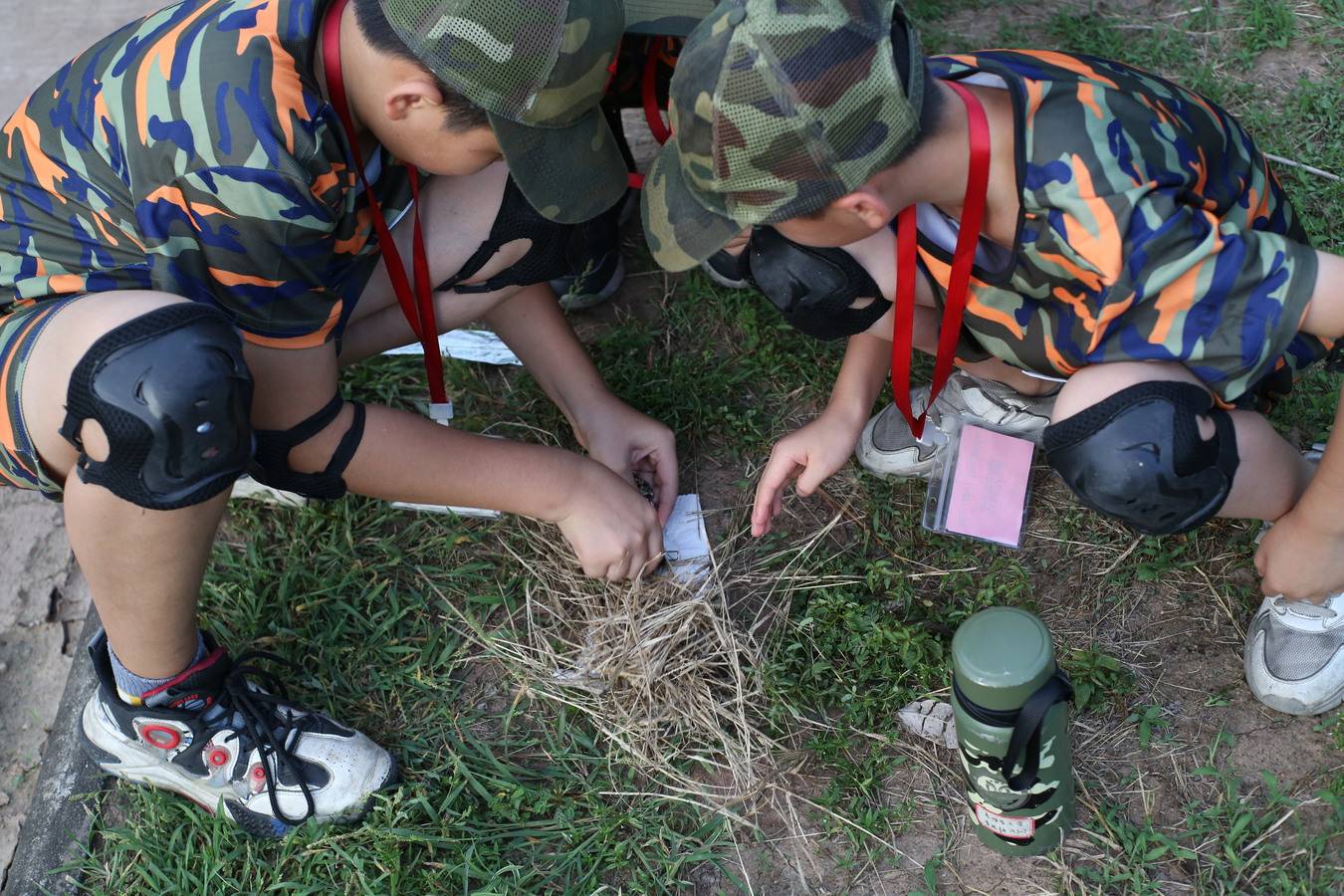 国防拓展军事化夏令营,佛山怎么选16岁少年十四天军事化暑假夏令营?