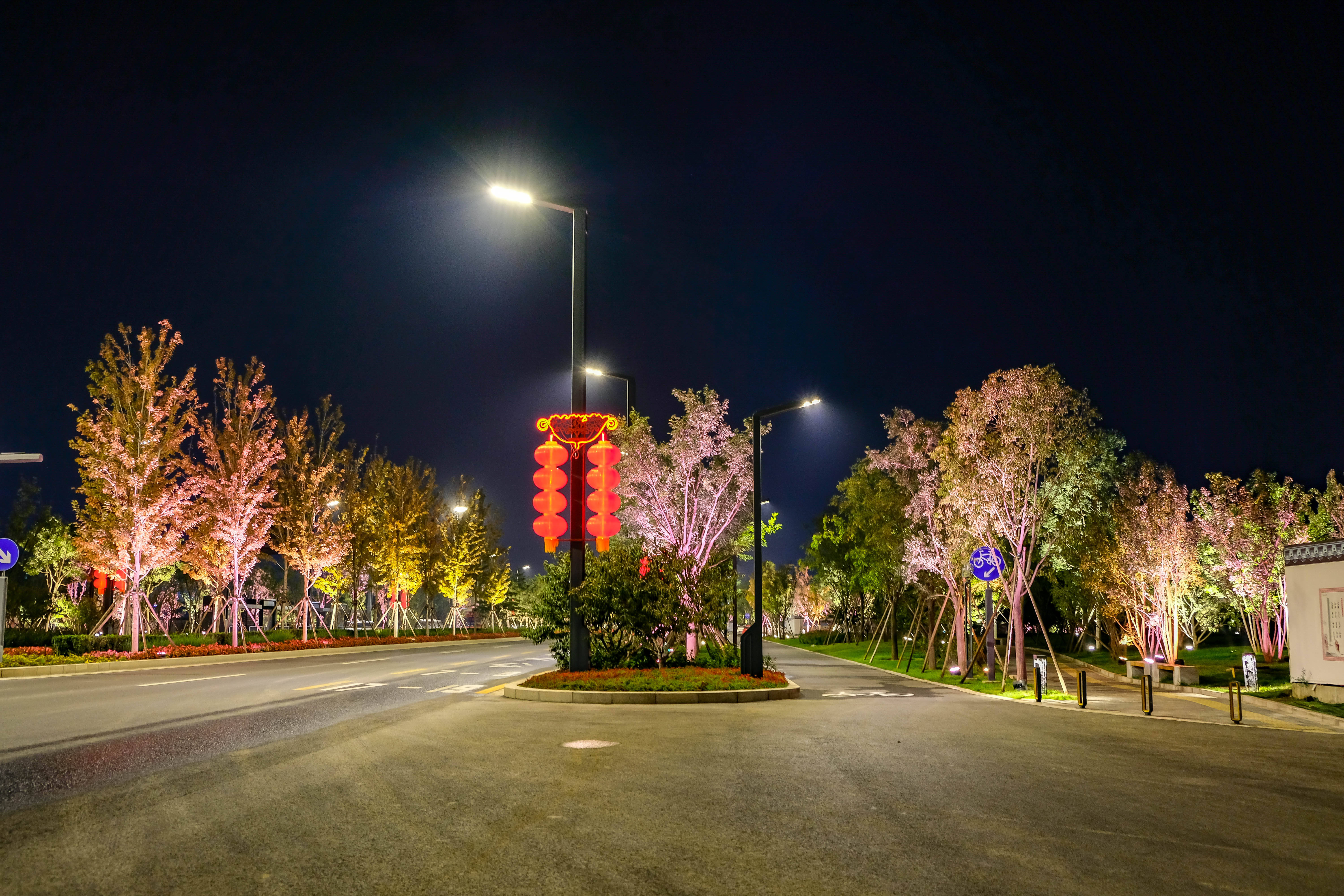 夜景亮化实景图片