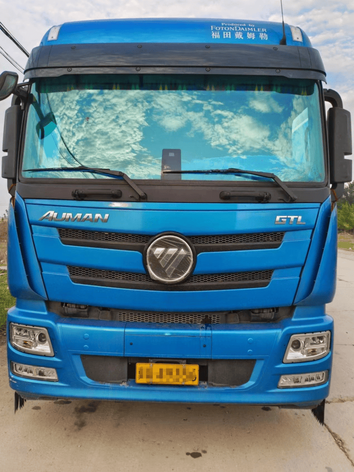 7kg欧曼gtl460马力燃气车为刘师傅煤炭运输高效助力