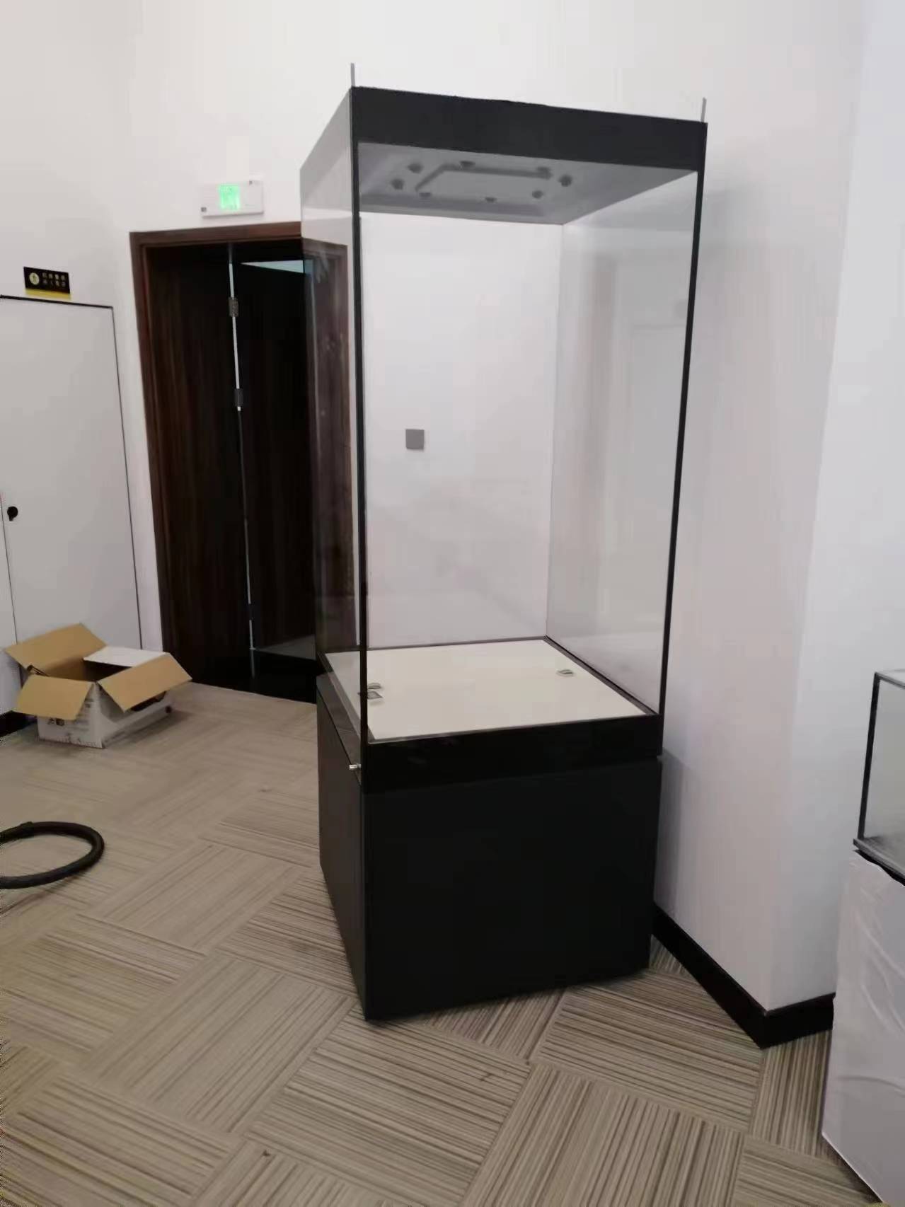 博物馆展柜设计误差应该控制到多少