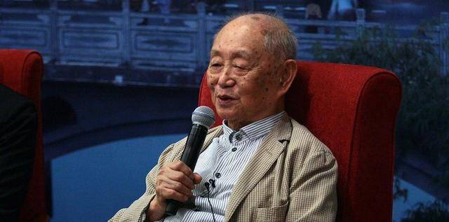 老顽童黄永玉:活着想办追悼会,60岁买跑车兜风,96岁还要人夸