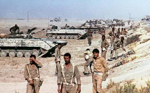 两伊战争,一场只有血拼,没有赢家的战争