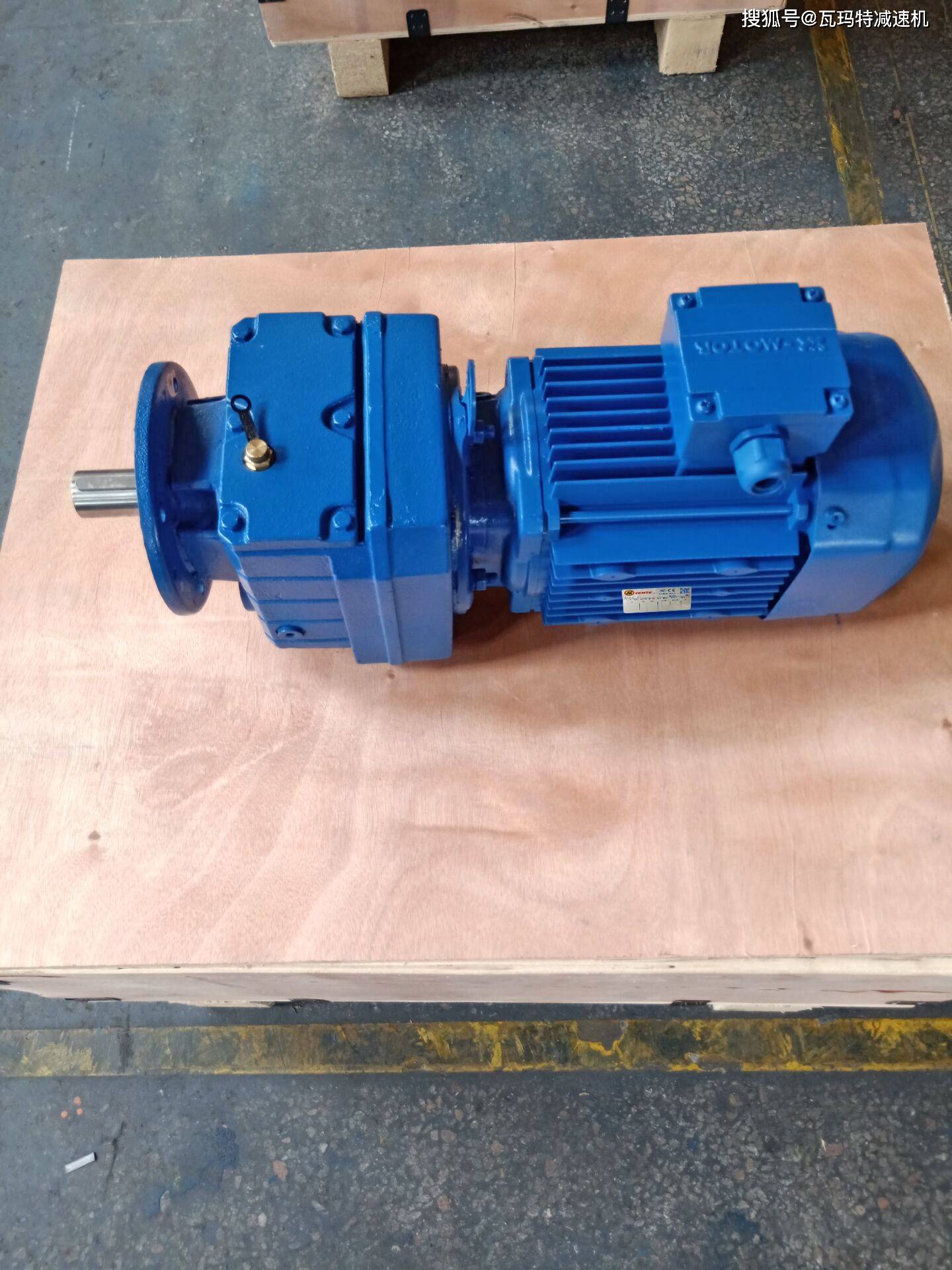 rf77ad,rz77直线减速机能和链轮直连吗?