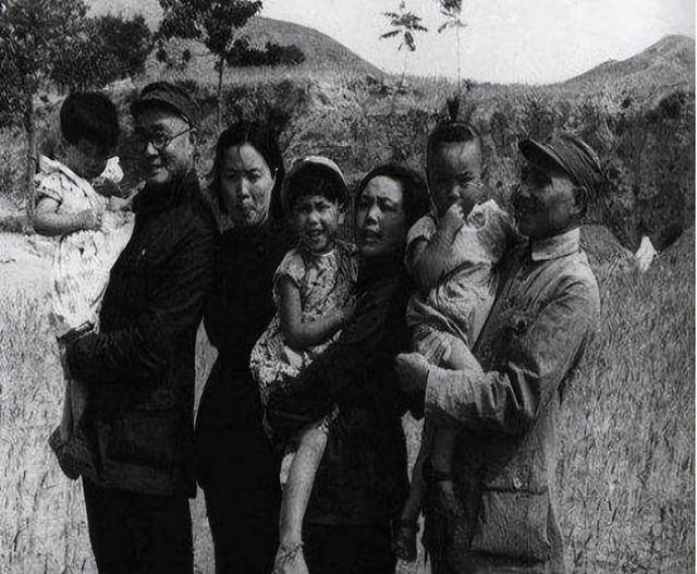 1945年刘伯承女儿刘华北被害,死前曾对凶手说:叔叔我好像认识你