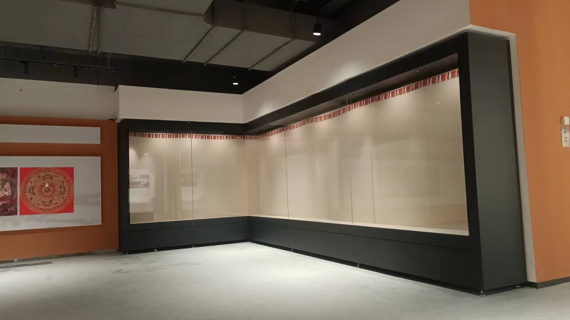 博物馆展柜预算怎么做合适