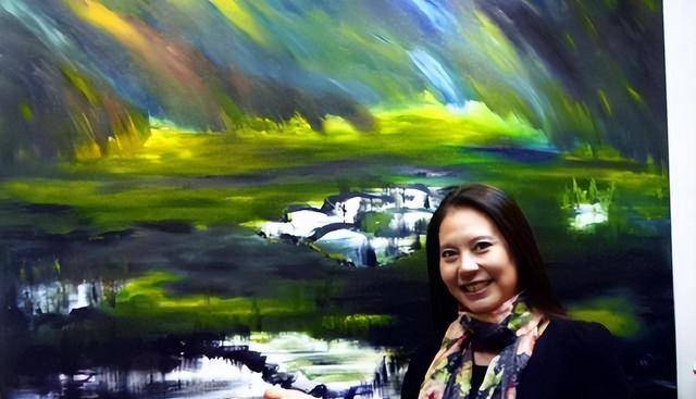 82年网球名将胡娜出逃美国,32年后高调回国办展:我是为了我的画