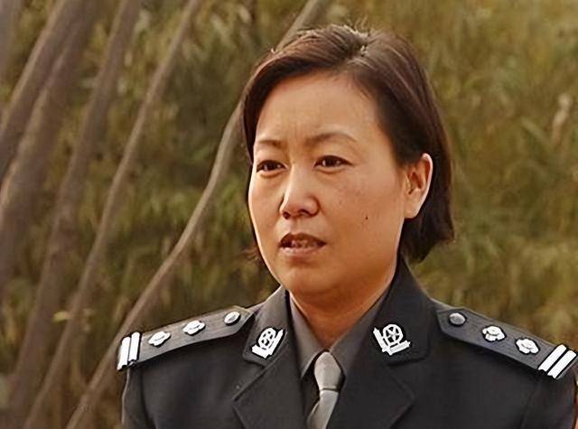 纪实:任长霞牺牲后,丈夫随她而去,如今唯一儿子主动要求当片警