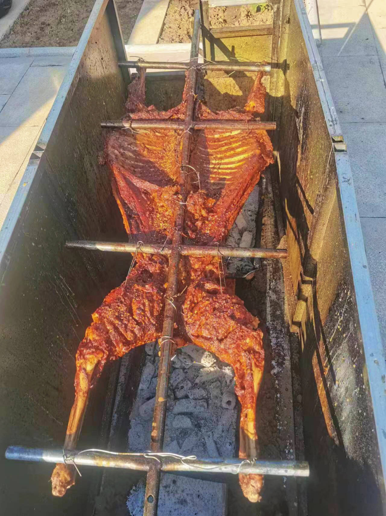 沈阳每日鲜流动上门烤全羊:蒲新路9号的味蕾盛宴