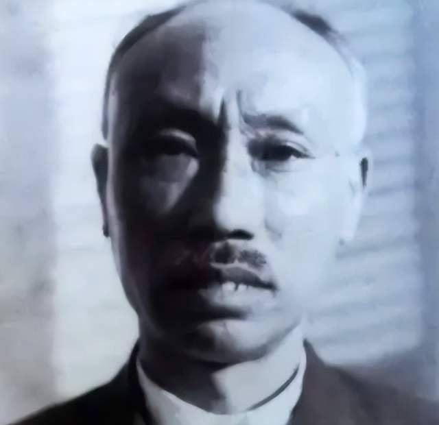 陈独秀临终前,交代妻子:哪怕冻死饿死也不能动存款,这是为何