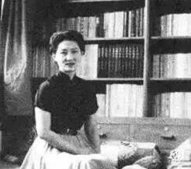 张学良重获自由后,91岁的他马上启程去美国,和一女子同居3个月_蒋士云